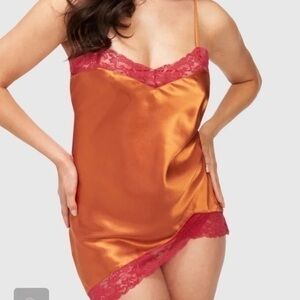 Frederick’s of Hollywood Aspen Mae Satin And Lace Chemise in Ivory - NWT